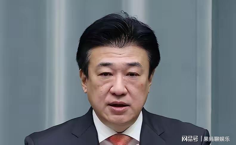 天才的陨落!20岁创三双纪录,21岁成得分王,22岁无球可打